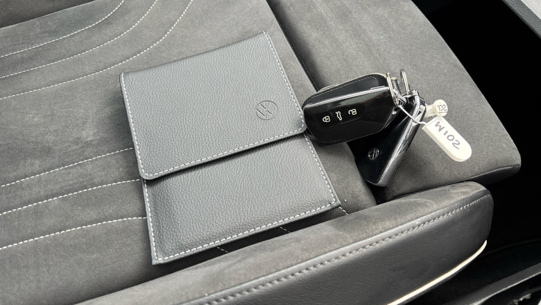 Volkswagen ID.4 150kW Max Pro Performance 77kWh 5dr Auto Electric Estate